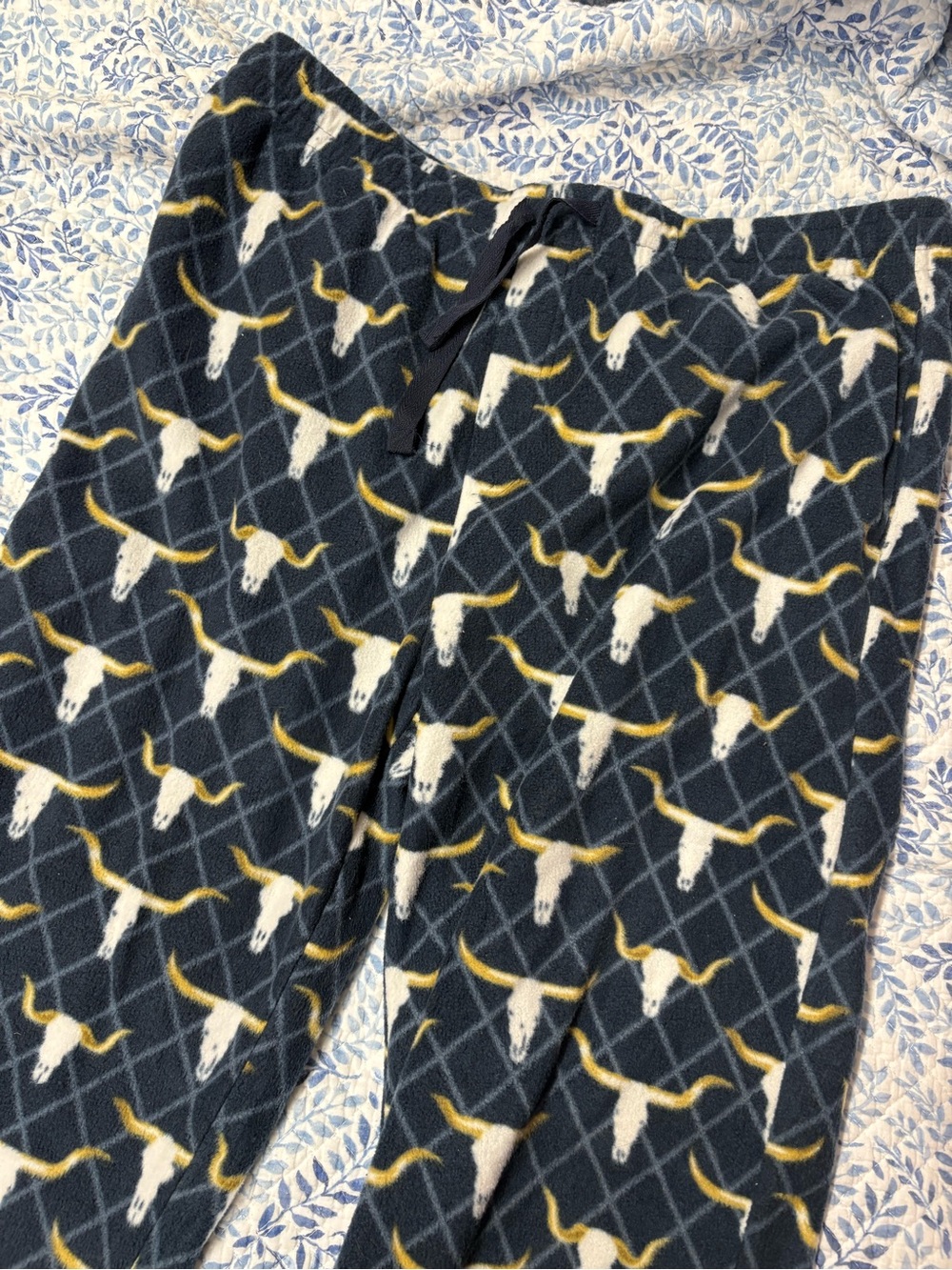 Fleece Pajama Pants with Longhorn Skulls